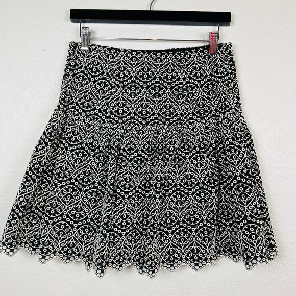NEW! Express Embroidered Skater Swing Skirt Eyelet Black White - 4 - Picture 3 of 4